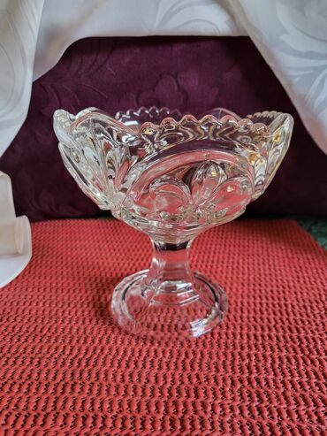Kuhinjski setovi: Bombonijera nova pun kristal,rucni rad. Bohemija 70te. Sve na — 7