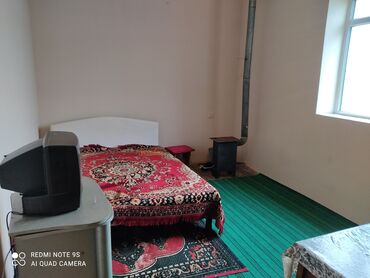 Kommersiya daşınmaz əmlakının satışı: Ramana sovxozda,super yerde, astanovkada, yol qiraginda 5 obyektden ve — 23