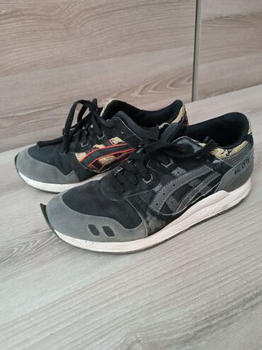 рабочие кроссовки: Кроссовки, 34, Asics, Б/у, цвет - Серый, Самовывоз