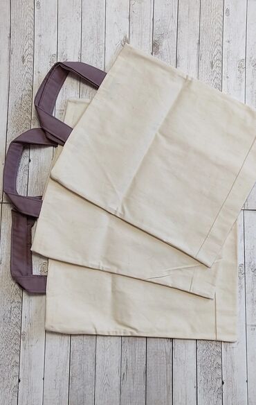 сумки белые: Сумки шоперы из плотной ткани, без рисунка, шью сама, размер 40*35 см