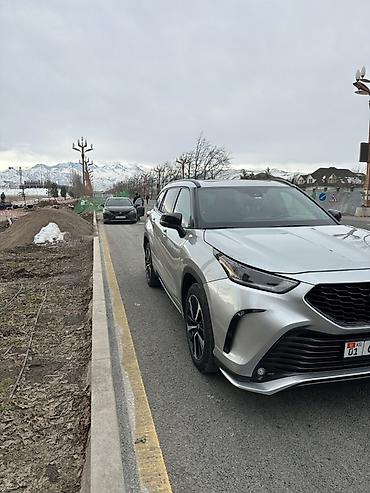 Toyota: Toyota Highlander: 2021 г., 3.5 л, Автомат, Бензин, Кроссовер — 3