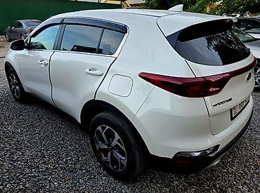 жили: Kia Sportage: 2020 г., 2 л, Автомат, Дизель, Кроссовер — 4