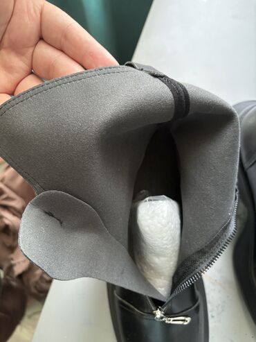 Другая женская обувь: Обувь деми заказ с китая, не подошел размер. Новые, продаю по цене — 8