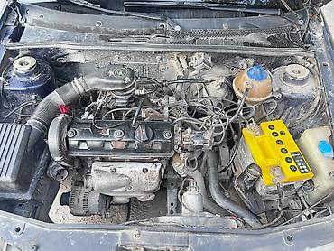 89 2: Volkswagen Golf: 1994 г., 1.6 л, Механика, Бензин, Хэтчбэк — 10