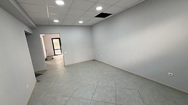 Продажа коммерческой недвижимости: Продажа офисов 59 м², С ремонтом, Многоэтажное здание, Цокольный этаж этаж — 3