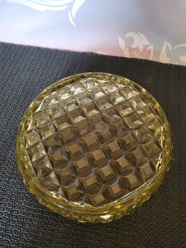 Činije: Bombonijera,cinija pun rad 70te god. Cinija bez ostecenja,nigde — 9