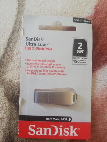 2gb: 2GB sandisk Flashcard