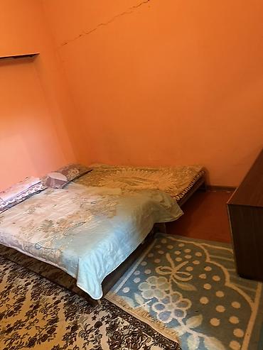 kiraye 1 otaq: Kirayə üçün sadə, mebellə təchiz olunmuş 1 otaqlı mənzil. Plan: - — 4
