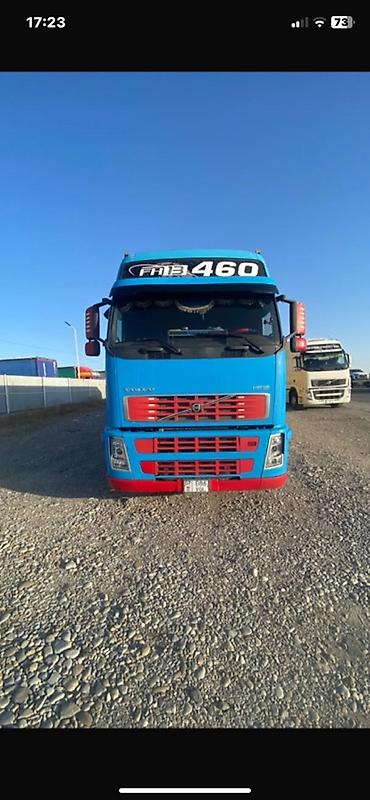 экскаваторы 60: Тягач, Volvo, 2005 г., Тентованный — 1