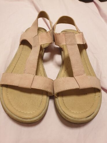 Dečija obuća: Sandale vel 34