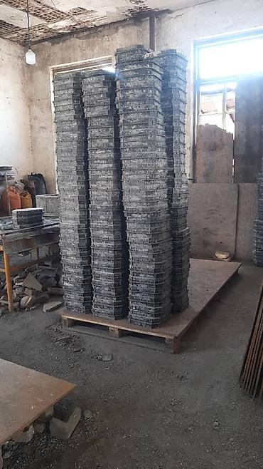 Производство брусчатки: Продаю мешалка 2шт выбра столь 1шт форма 2 вида по30кв лоток50шт — 11