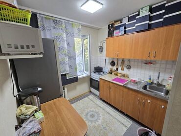 квартира рабочий горадок: 1 комната, 34 м², 104 серия, 3 этаж, Евроремонт