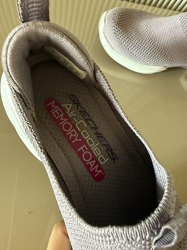 ax 35: Skechers qadın slip-on idman ayaqqabısı - Model: Skechers slip-on — 2