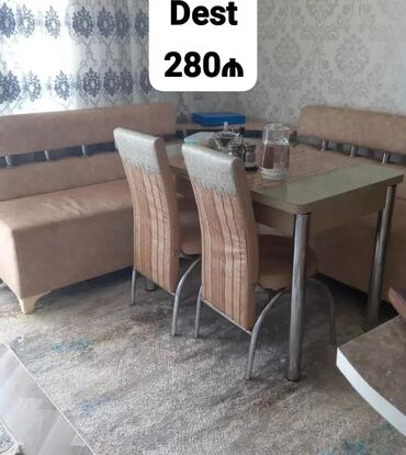 Divan və masa dəstləri: Kuxna divanı masa+2 stul 280₼.
Ünvan Xırdalan (49036)
MehiⓂ️