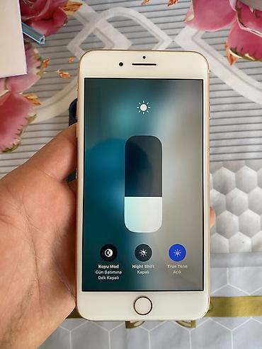 Apple iPhone: IPhone 8 Plus, Qızılı, Barmaq izi — 8