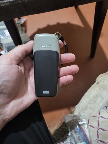 Nokia: Nokia 8 Sirocco, 2 GB, rəng - Boz, Düyməli — 17