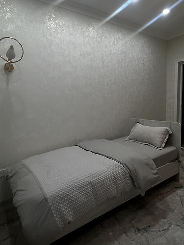 Посуточная аренда комнат: Сдаются комнаты в красивом чистом хостеле в центре города Ош . Имеются — 3