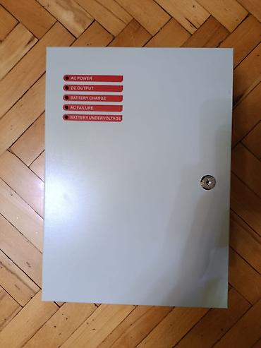 4 luk kabel: Metal kabinet – UPS/qida bloku üçün divardan asılan korpus - — 1