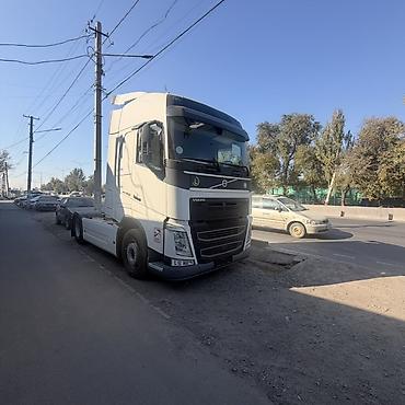 volvo 340: Тягач, Volvo, Без прицепа — 3