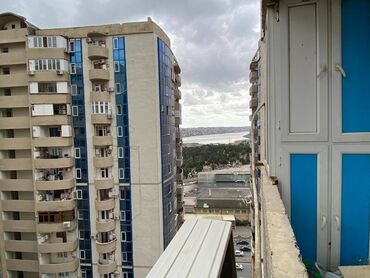 Yeni tikili: Bakıxanov qəs., 2 otaqlı, Yeni tikili, m. Qara Qarayev, 67 kv. m -da lalafo.az — 12 Yeni tikili: Bakıxanov qəs., 2 otaqlı, Yeni tikili, m. Qara Qarayev, 67 kv. m — 12