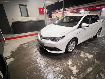 Toyota: Toyota Auris: 1.8 l. | 2016 έ. Χάτσμπακ — 5