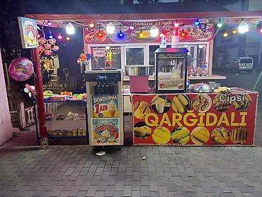 cappuccino aparati: Obyekt Xirdalanda AFF park yasayis kompileksinin merkezi kucesinde — 2