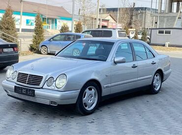 Mercedes-Benz: Mercedes-Benz A 210: 1998 г., 3.2 л, Автомат, Бензин, Седан