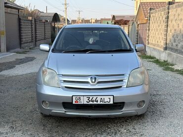 айго aygo: Toyota ist: 2003 г., 1.3 л, Автомат, Бензин, Хэтчбэк