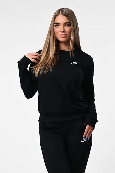 ring: Ženski Nike komplet trenerke – gornji deo i donji deo u crnoj boji - — 6