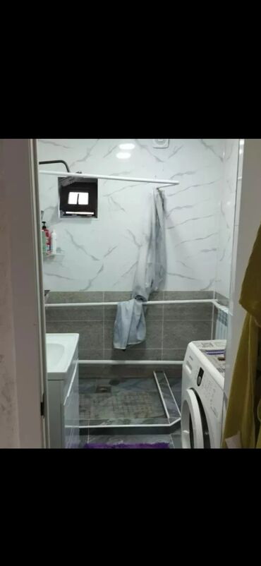 аренда уй бишкек: 45 кв. м, 3 бөлмө, Унаа токтотуучу жай, Забор, тосулган
