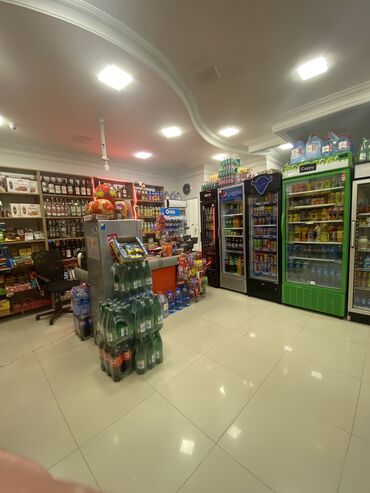 Mağazalar: Tam təchizatlı ərzaq/bakkal mağazası icarəyə/istifadəyə hazır — 9