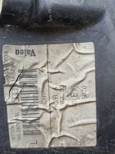 Передние фары: Передняя левая фара Audi 1995 г., Б/у, Оригинал, Германия — 11