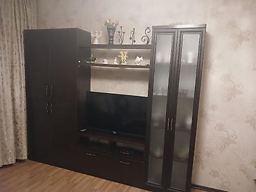 Qonaq otağı üçün modular divar mebeli - Rəng: tünd qəhvəyi (venge). -