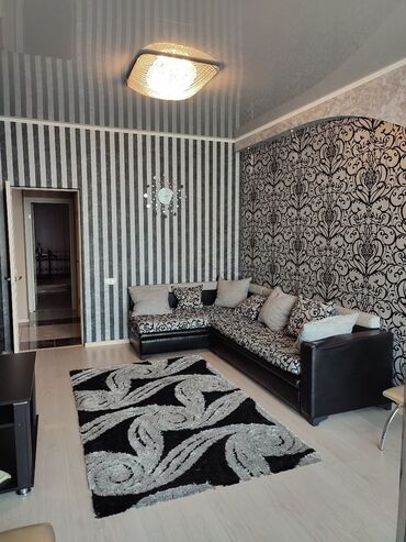 Посуточная аренда квартир: 2 комнаты, Душевая кабина, Постельное белье, Кондиционер — 4