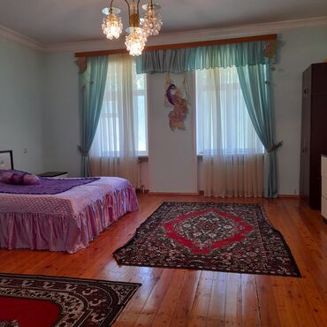 Günlük kirayə evlər: 250 kv. m, 5 otaqlı, Su, Kanalizasiya, Artezian quyusu -da lalafo.az — 5 Günlük kirayə evlər: 250 kv. m, 5 otaqlı, Su, Kanalizasiya, Artezian quyusu — 5