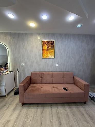 bar oturacaqlar: Gözəllik salonları və makiyaj otaqları üçün 3 bölməli vizaj masası və — 1
