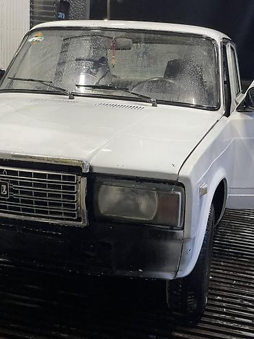 camry 70: ВАЗ (ЛАДА) 2107: 1995 г., Механика, Седан — 2