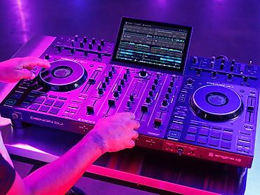 denon dj: DENON DJ PRIME 4 + STANDALONE DJ SYSTEM DJ üçün artıq noutbuka bağlı — 9