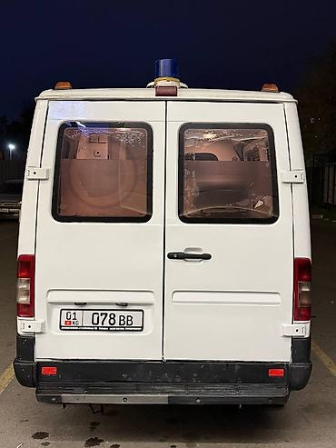 Легкий грузовой транспорт: Легкий грузовик, Б/у — 4