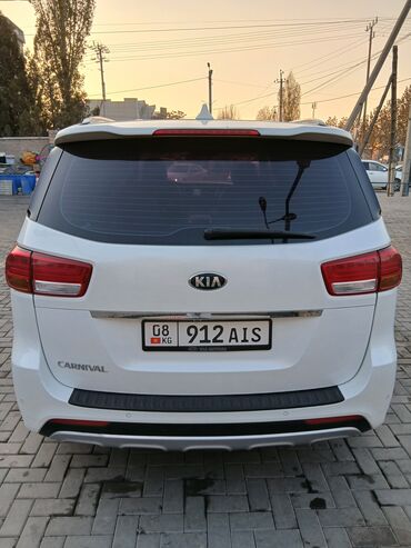 Kia: Kia Carnival: 2018 г., 2.2 л, Автомат, Дизель, Минивэн — 6