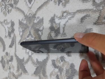 бу сотовые телефоны: IPhone 11, Б/у, 64 ГБ, Black Titanium, Защитное стекло, Чехол, 75 %