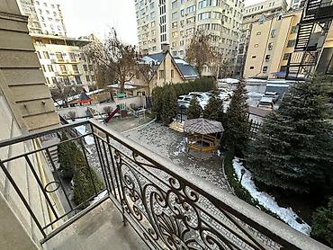 Продажа квартир: 3 комнаты, 166 м², Элитка, 2 этаж — 23