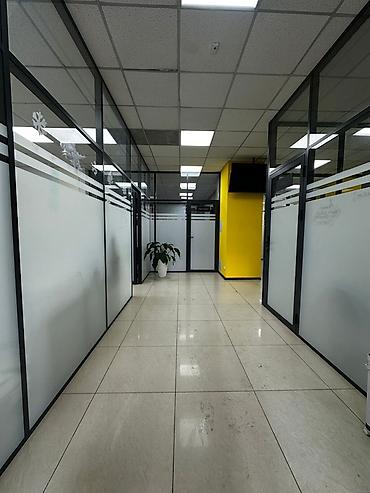 Аренда офисов: Сдаётся в офис в центре Бишкека Идеальное пространство для вашего — 1
