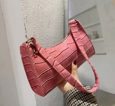 puder roze haljina: Roze torbica NOVO