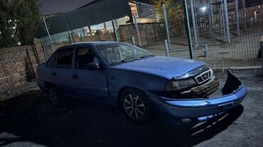 саната подержанный автомобиль: Daewoo Nexia, седан, сине-голубой цвет. Автомобиль после ДТП, цена