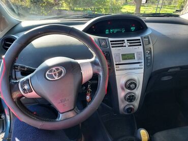 Toyota: Toyota Yaris: 1.3 l. | 2007 έ. Χάτσμπακ — 3