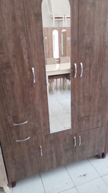 Dolablar: Yeni, Açılan, 3 qapılı Düz dolab, Dolab-asılqan, Azərbaycan — 19