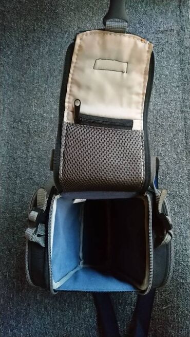 Torbe i futrole za kamere: Sony torba za aparat nova 2000din. i rezerni kaiš ide uz torbicu na lalafo.rs — 3 Torbe i futrole za kamere: Sony torba za aparat nova 2000din. i rezerni kaiš ide uz torbicu — 3