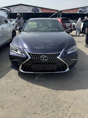 продаю лексус: Lexus ES: 2022 г., 2.5 л, Автомат, Гибрид, Седан
