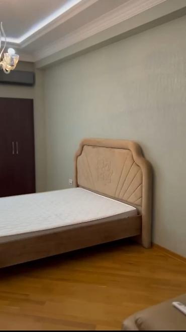 Сниму квартиру: 4 комнаты, 185 м² — 6